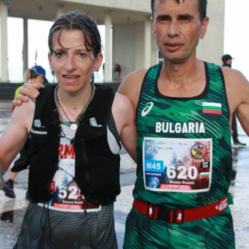 Die beiden Tagesschnellsten Simone Raatz und Shaban Mustafa (Bulgarien) beim Long Distance Race der Masters-WM auf Madeira. - Foto: wus-media/ Wilfried Raatz